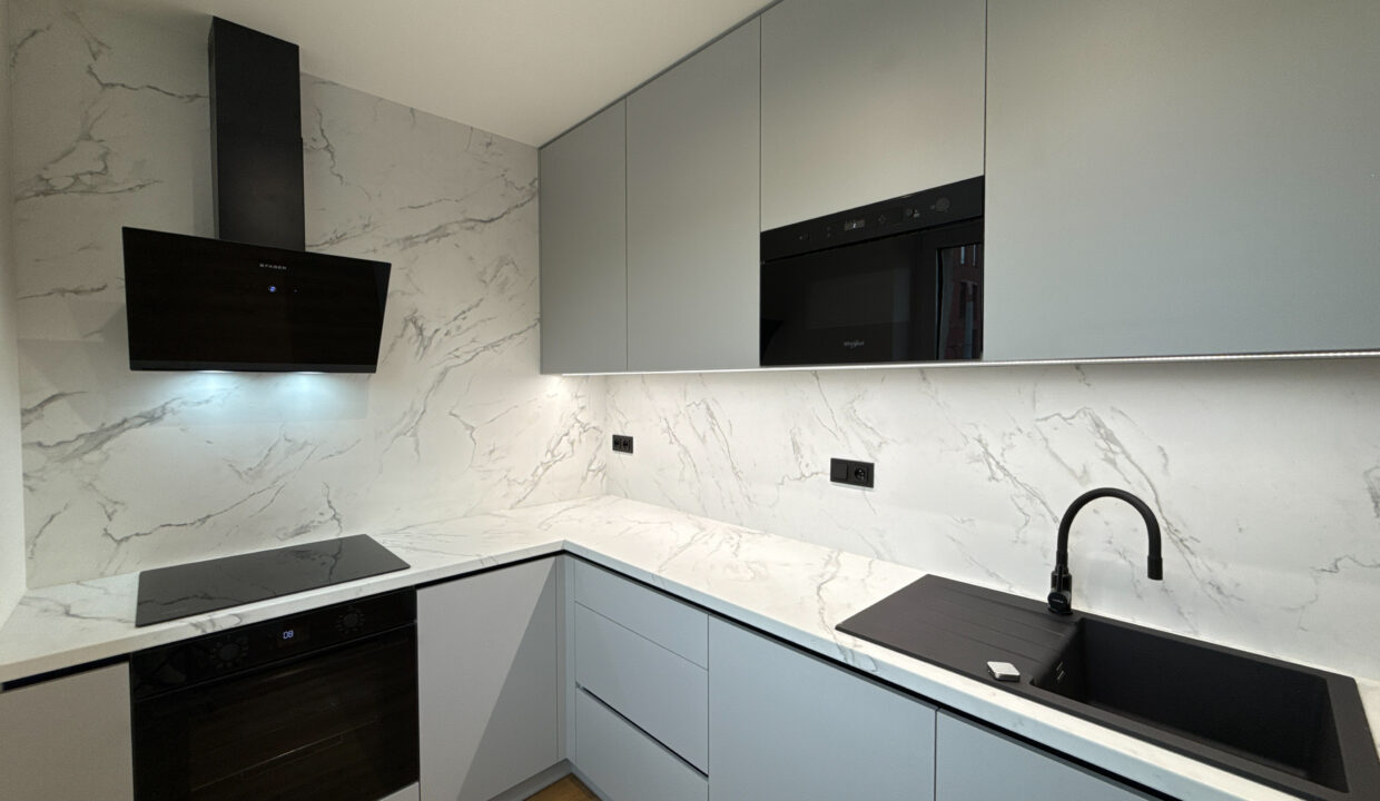 DJI_20250912_173355_480