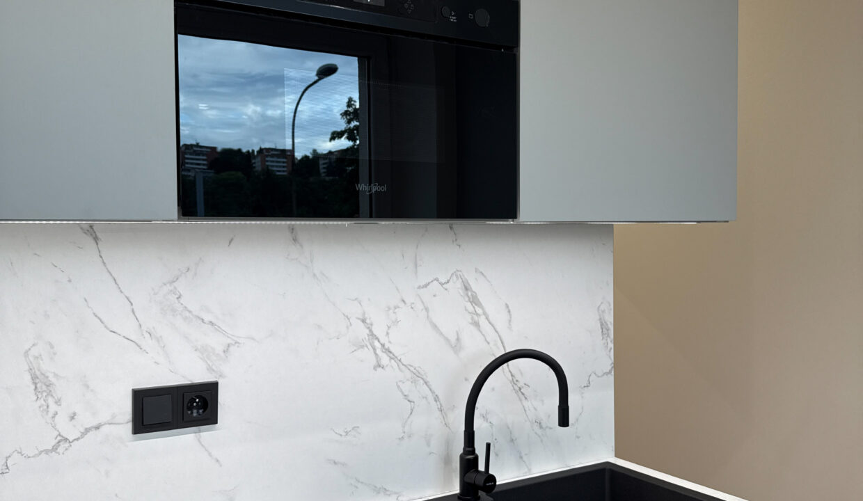 DJI_20250912_173523_093