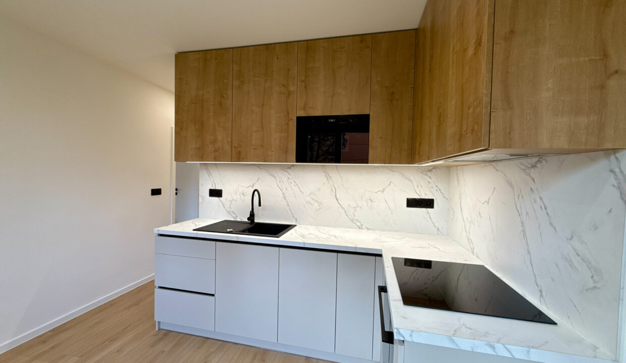 DJI_20250928_170656_369