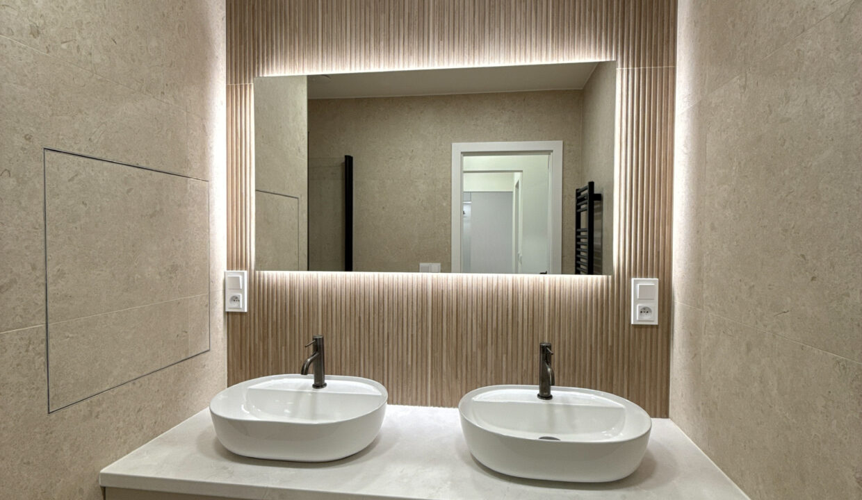 DJI_20251028_111117_065