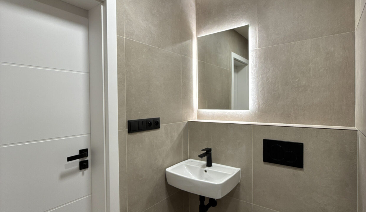 DJI_20251117_145714_866